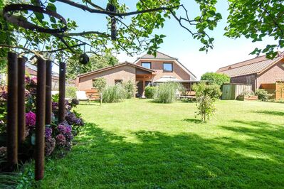 *** Geräumiges Haus in wunderbarer Sackgassenlage *** zentrumsnah, innovativ erbaut, toller Garten