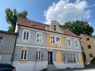 Großzügiges Areal mit Sechs-Familienwohnhaus, Wohn- und Geschäftshaus und Ärztehaus mit Wohnungen - Waldsassen