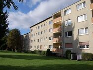 Kapitalanlage in Krefeld: 3 Zimmer Wohnung mit Balkon - Krefeld