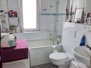 Helles und freundliches Ambiente - modernisierte 2 RW mit großem Balkon und Einbauküche - Mihla