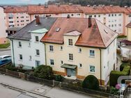 Modernisierungsbedürftiges Zweifamilienhaus mit Fernwärmeheizung in zentraler Lage Schwandorf´s - Schwandorf