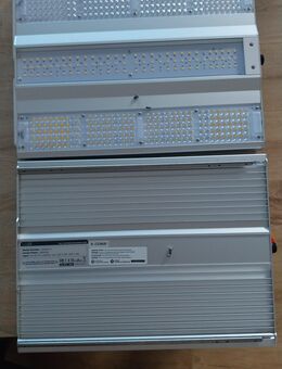 ViparSpectra XS3000 Pro 300W LED Grow Light Neuwertig - Lippstadt Zentrum
