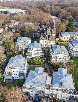 WALDRANDLAGE AM VILLENVIERTEL: Exklusive 5-Zimmer-Luxus-Wohnung in Best-Lage - Frankfurt (Main)