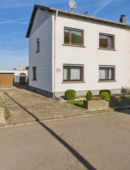 GEPFLEGTES WOHNHAUS, GARTEN UND GARAGE IN GRENZNÄHE LUXEMBURG! - Mettlach