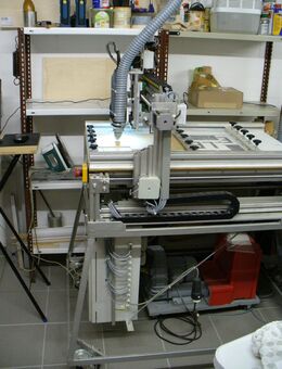 CNC Portal-Fräse mit fahrbaren Untergestell, PC und viel Zubehör - Rheda-Wiedenbrück