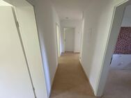 4-Zimmerwohnung im Erdgeschoss mit Balkon und Duschbad - Herne