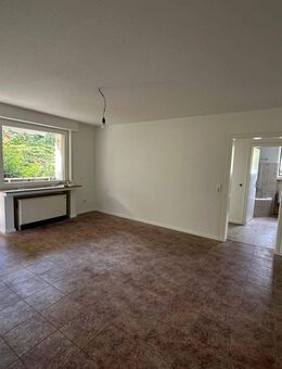 Erdgeschoßwohnung, großzügige 4-Zimmer-Eigentumswohnung ca.103 qm mit Garage - Hemer