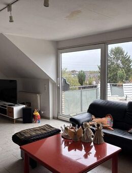 Ein Ensemble mit Charakter - Zwei Häuser, 5 Wohnungen, 2 Ladenlokale & großzügige Lagerflächen - Mönchengladbach