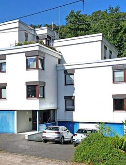 Bad Wilhelmshöhe am Mulang: Großzügig geschnittene 3-Zimmer-Wohnung - Kassel