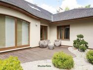 Einfamilien-Doppelhaushälfte mit Garage - Nordhausen