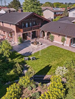 Architektonisch interessantes Villenanwesen in eindrucksvoll gestaltetem Park + SPA-Refugium - Grabenstätt