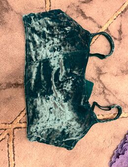 BH gr. XL in samtgrün - Berlin