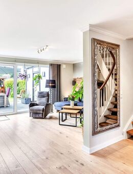 Raum trifft Raffinesse: Helle Räume und breiter Schnitt - Ankommen & wohlfühlen! - Stapelfeld