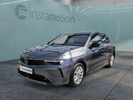 Opel Astra, 1.2 Turbo Automatik Elegance, Jahr 2022 - München
