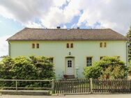 Wohnen mit Garten, Freistellplatz und einer Garage in naturnaher Lage - Bretnig-Hauswalde