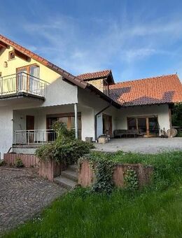 Modernisiertes Zweifamilienhaus in Ruhiglage am Waldrand 446 m² Wohn-u.Nutzfläche Topausstattung EBK - Neustadt (Wied)