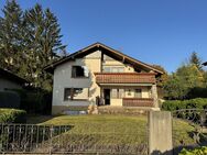 Traumhaftes 2-Familienhaus mit Einliegerwohnung in zentraler Halbhöhenlage von Plochingen - Plochingen