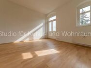 SfKW - Besonderheit in Plauen - 2 Zimmer mit Balkon, Tageslichtbad und Parkett ab August - Dresden