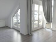 Komfortables Wohnen im Dachgeschoss mit Balkon - WG-geeignet Außenstellplatz + TG-Stellplatz! - Stutensee