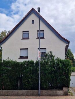 Zwei Häuser - viele Möglichkeiten! Zentrale Lage für Familien oder Investoren - Eppelheim