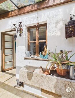 Einzigartiges historisches Anwesen mit idealer Verbindung aus Wohnen, Arbeiten und Erweiterungsoptionen - Pentling