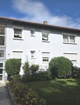 4-Zimmer Wohnung mit Balkon und Garage in Speichersdorf - Speichersdorf