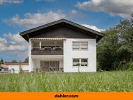 Zweifamilienhaus in familienfreundlicher Wohnlage mit großzügigem Garten - Miesbach