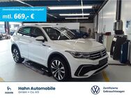 VW Tiguan, 2.0 TSI R-Line °, Jahr 2024 - Niefern-Öschelbronn