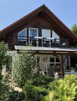 Sehr gepflegtes Einfamilienhaus mit Garage, Pool und großen Garten in Bohnsdorf - Berlin
