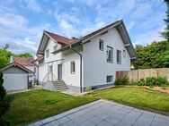 Geräumige Doppelhaushälfte in ruhiger Lage mit Garage und PV-Anlage - Steinach (Bayern)