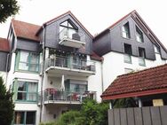 Zentral gelegene 3,5 Zimmer Dachgeschosswohnung mit Balkon! - Ortenberg (Hessen)