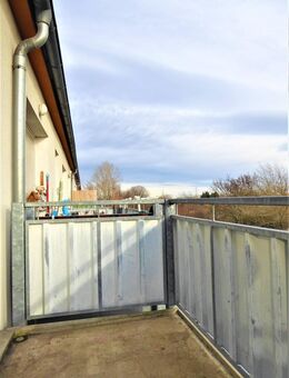 Starten Sie mit EINem MONAT KALTMIETFREI. Kleines Reich mit Blick ins Grüne. - Bad Lauchstädt (Goethestadt)