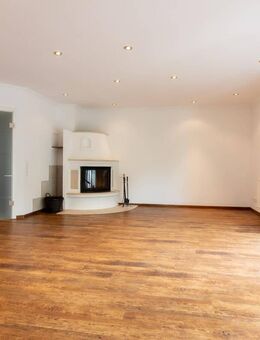 Maisonette-Traum über 3 Etagen mit Kamin und Balkon - Jetzt mieten! - Malente