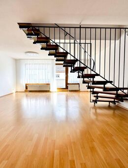 Tolle 3-Zimmer-Maisonettewohnung mit zwei Loggien und großer Dachterrasse - Heidenheim (Brenz)
