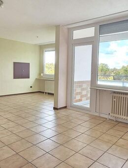 Wohnung mit Weitblick, Balkon und Garage! - Bonn