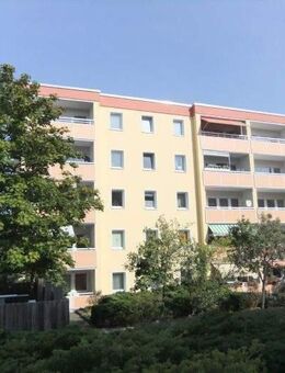 Sanierte, sonnige 3-Raum-Wohnung mit großem Balkon in ruhiger Lage - Großenhain