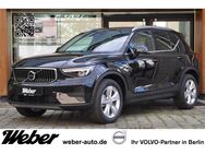 Volvo XC40, B3 Plus Bright, Jahr 2022 - Berlin