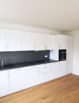 Sonnendurchflutete Südwestseite: Designerwohnung mit allen Extras und TG mit Wallbox - Königs Wusterhausen