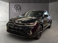 VW T-Roc, 1.5 l TSI R-Line OPF P S), Jahr 2022 - Penzberg