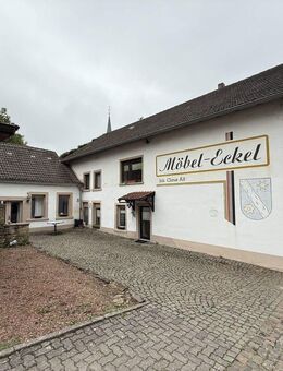 Großzügiges Anwesen mit ELW in Offenbach-Hundheim - Offenbach-Hundheim