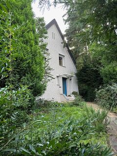 Einfamilienhaus in Hiddenhausen mit großem Garten !