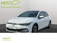VW Golf, 2.0 TDI VIII Life Move, Jahr 2023 - Gardelegen (Hansestadt)