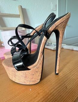 Sexy Heels mit 16cm Absatz - Lörrach Zentrum
