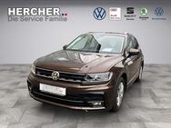 VW Tiguan, 1.4 l TSI Comfortline, Jahr 2017 - Riesa