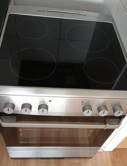 ELEKTRO-Herd, Edelstahl, 60 cm mit Anschlusskabel + Zubehör, VOLL FUNKTIONSFÄHIG! - Leipzig