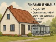 Einfamilienhaus auf einem ca. 892 m² großem Grundstück in Heide - Heide
