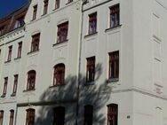 Schöne Wohnung mit Echtholzparkett und Stellplatz - Zwickau