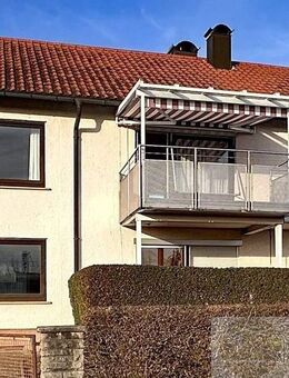 DHH mit Anbau, Haus mit schönem Garten und Flexibilität zum 2-Familienhaus +2 Garagen in bester Lage in Herrenberg - Herrenberg