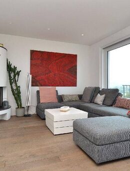 Sehr schönes Haus mit Pool und grandiosem Ausblick in Weil am Rhein, möbliert - Weil (Rhein)