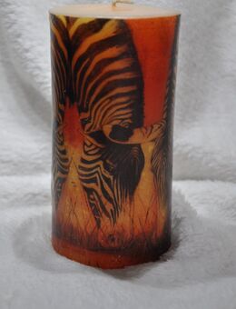 Original afrikanische Stumpen Kerze mit Motiv Afrika Zebra - Aschaffenburg
